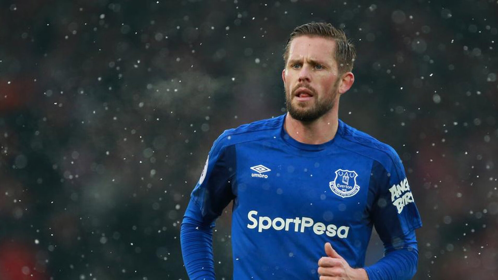 雄鹿压制国王,哈利伯顿关键节点连续得分改写战局